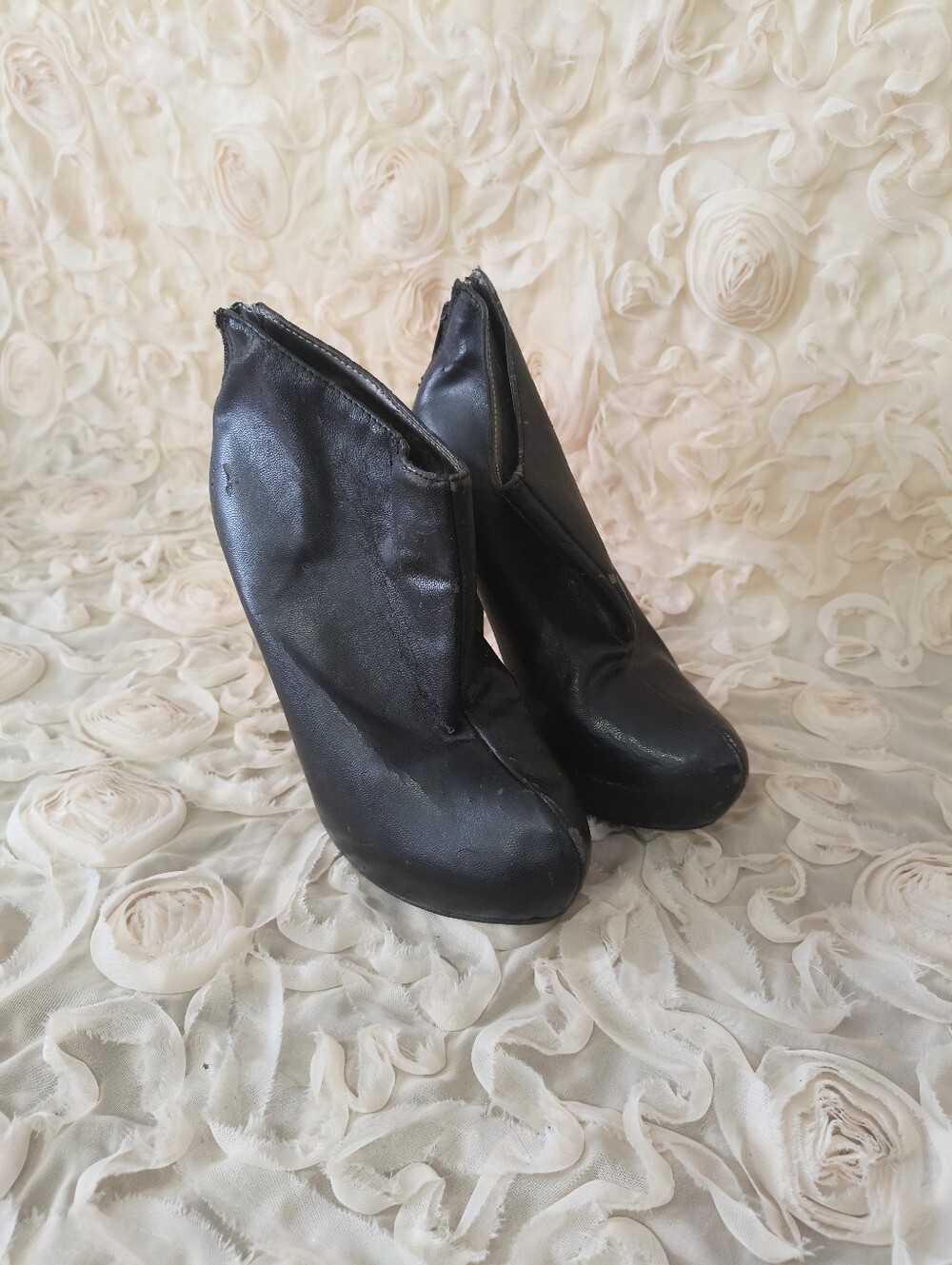 Women’s Black High Heel Platform Ankle Booties - Picture 4 of 4